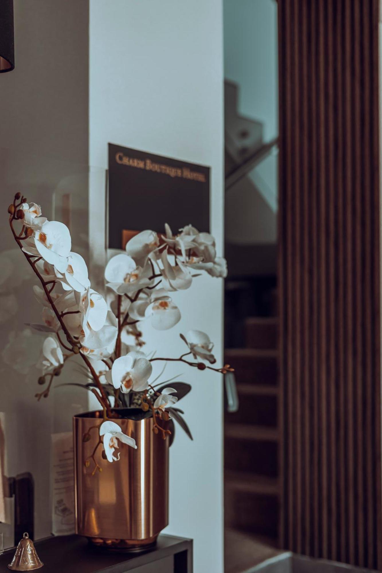 Charm Boutique Hotel Satu Mare Buitenkant foto